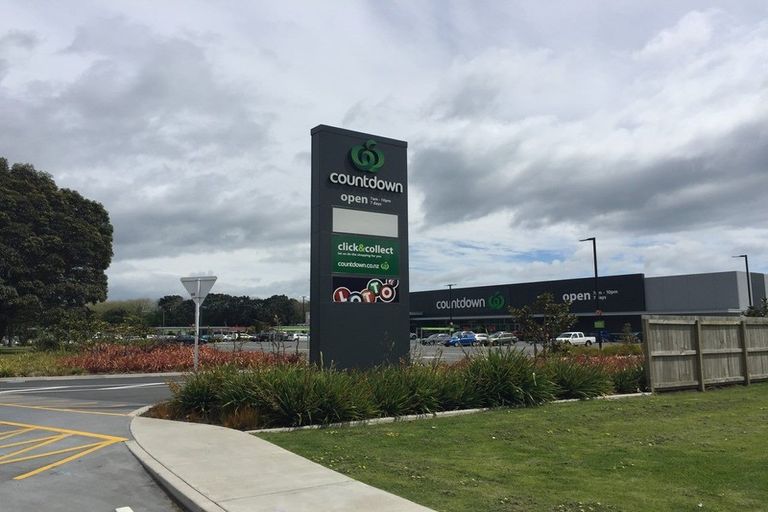 Photo of property in 37 Western Road, Bellevue, Tauranga, 3110