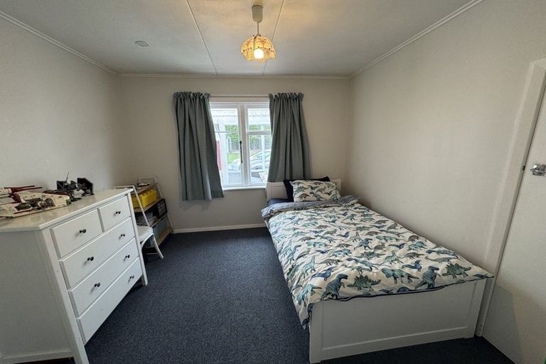 Photo of property in 43 Totara Street, Wainuiomata, Lower Hutt, 5014