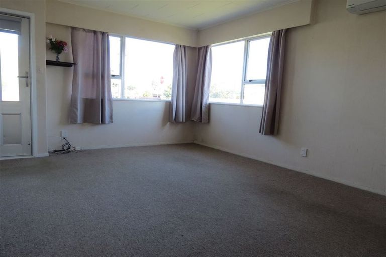 Photo of property in 1/36 Exchange Street, Ebdentown, Upper Hutt, 5018