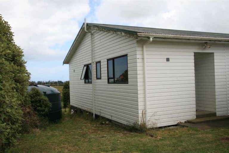 Photo of property in 590 Arawhata Road, Opunake, 4681