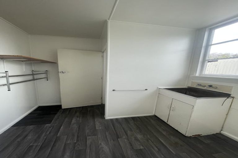 Photo of property in 11 Glasgow Street, Phillipstown, Christchurch, 8011