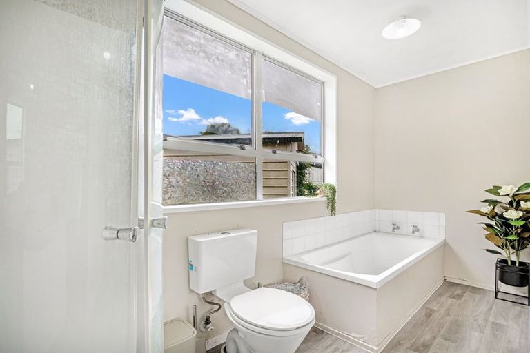 Photo of property in 16 Hahuru Road, Kawerau, 3127