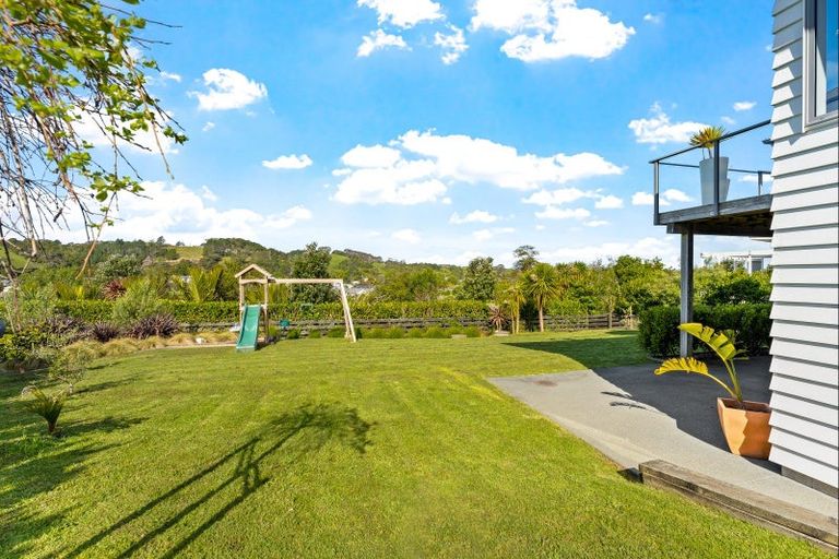 Photo of property in 4 Penney Rise, Matakana, 0985