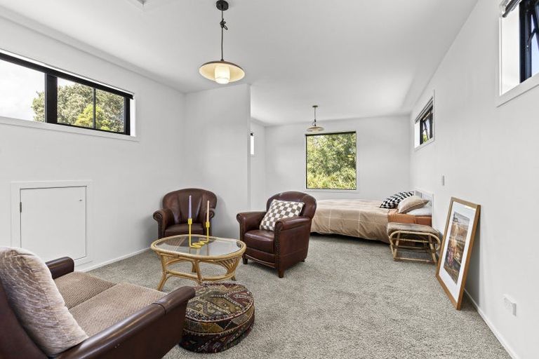 Photo of property in 18-22 Dixon Street, Oakura, 4314