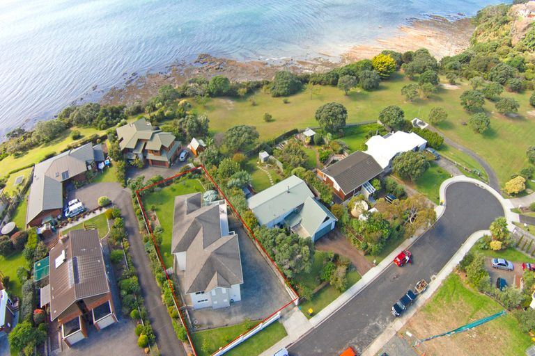 Photo of property in 150 Pacific Parade, Army Bay, Whangaparaoa, 0930