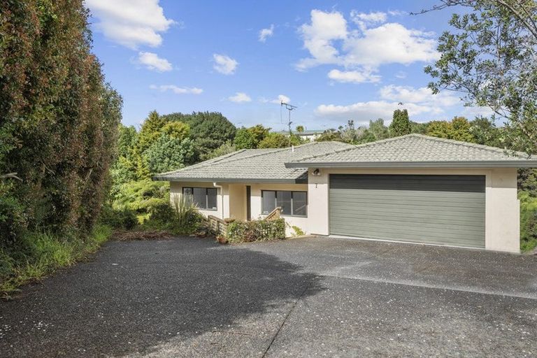 Photo of property in 7 Sample Road, Albany, Auckland, 0632