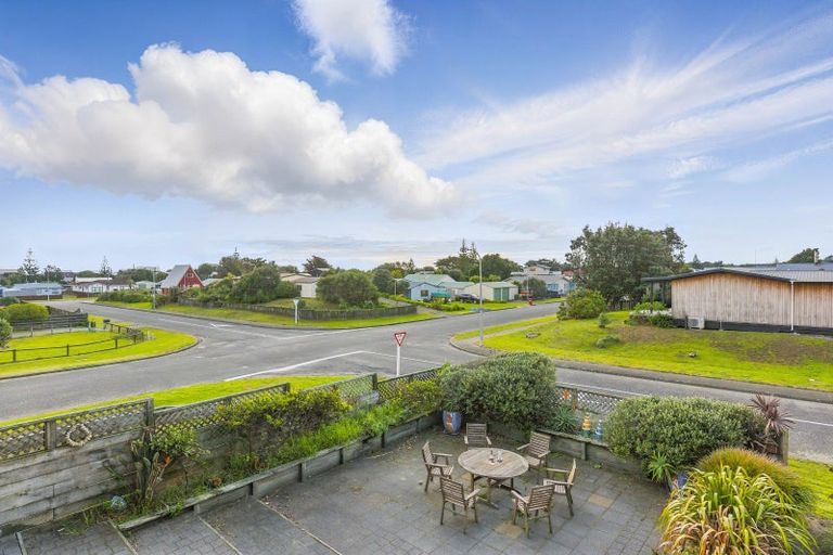 Photo of property in 9 Takitimu Street, Waitarere Beach, Levin, 5510