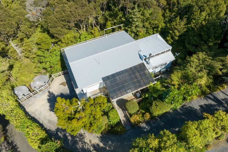 Photo of property in 13 Scoresby Street, Opua, 0200