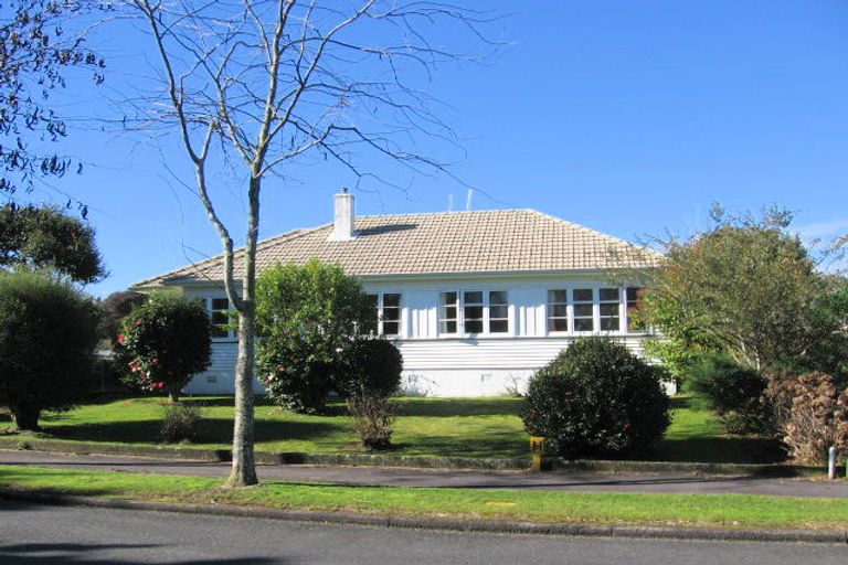 Photo of property in 7 Jellicoe Drive, Hamilton East, Hamilton, 3216