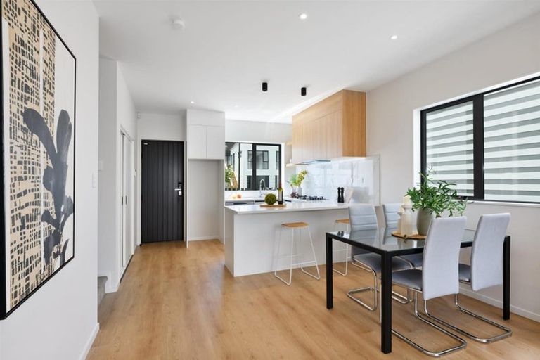 Photo of property in 45 Survila Street, Papakura, 2110