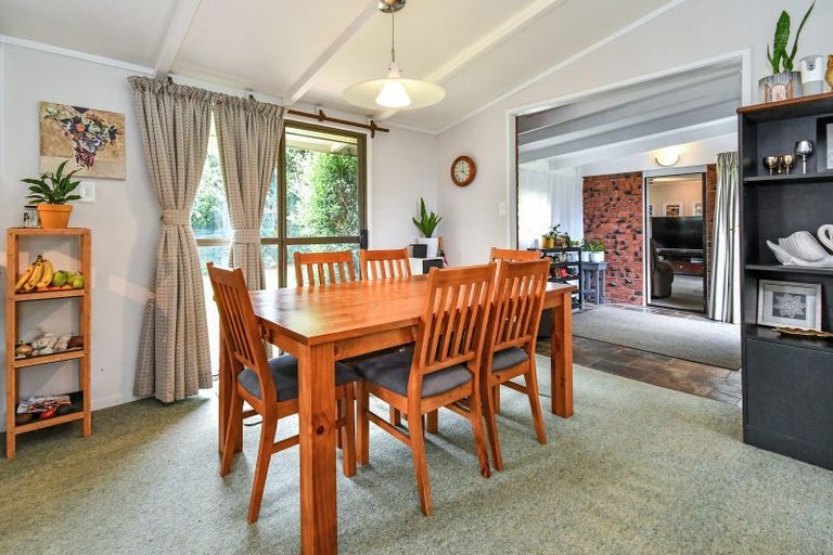 Photo of property in 26 Oakmont Place, Wattle Downs, Auckland, 2103