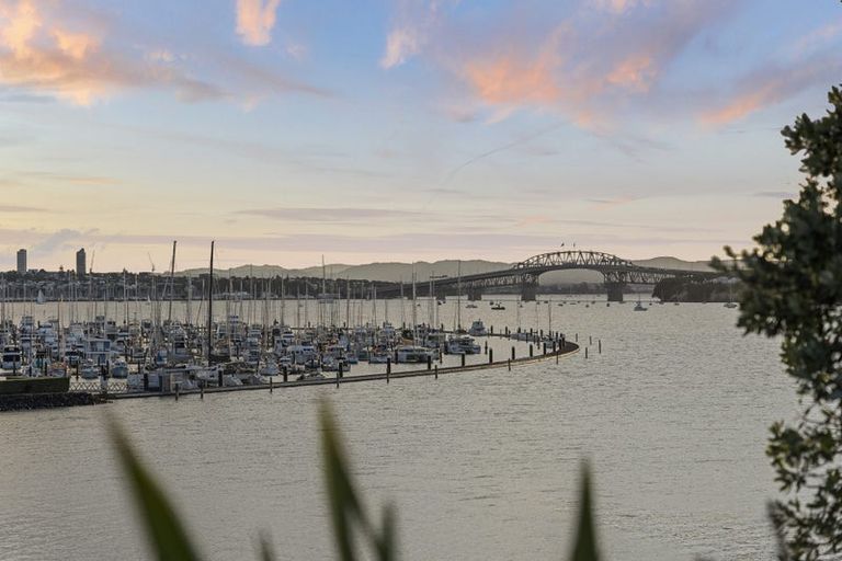 Photo of property in 87 Bayswater Avenue, Bayswater, Auckland, 0622