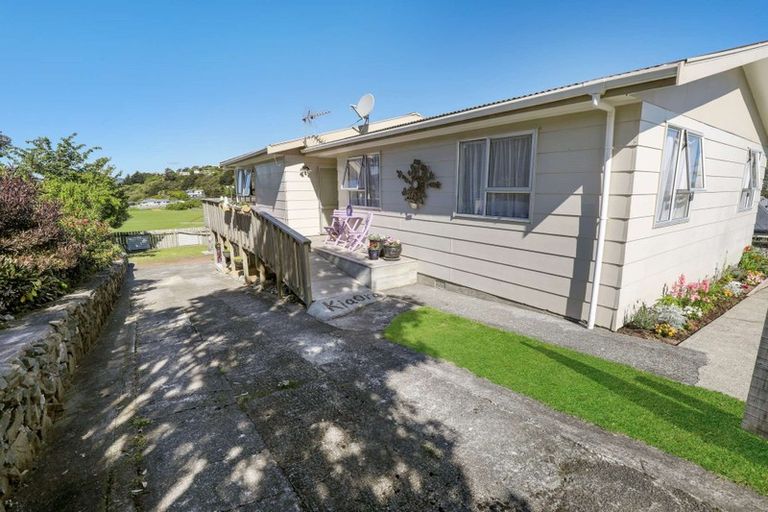 Photo of property in 40 Conclusion Street, Ascot Park, Porirua, 5024
