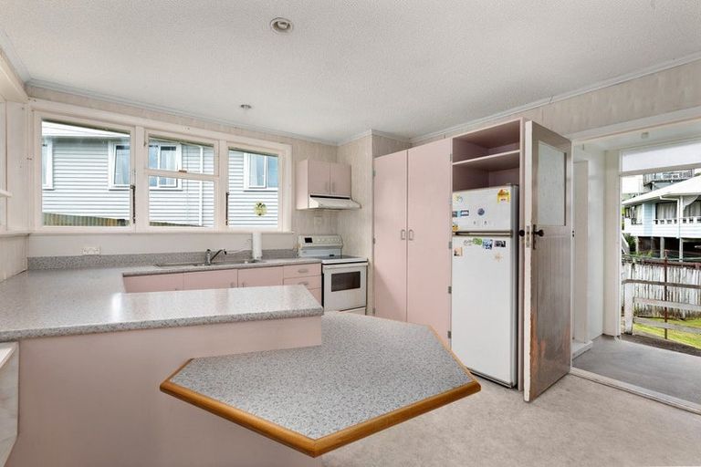 Photo of property in 105 Harvey Crescent, Thames, 3500