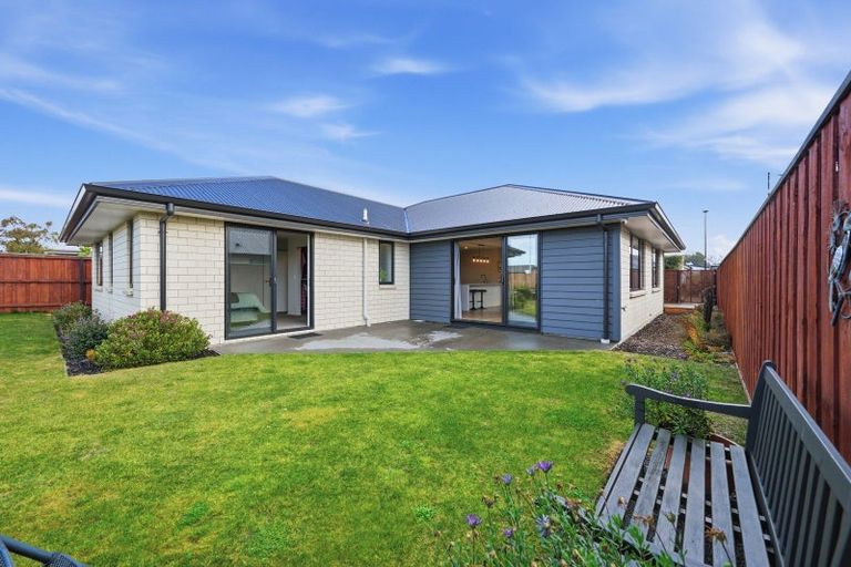 Photo of property in 21 Quinn Crescent, Woodend, 7610