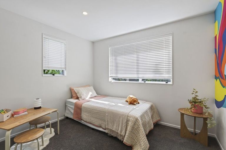 Photo of property in 29 Kenmore Street, Westown, New Plymouth, 4310