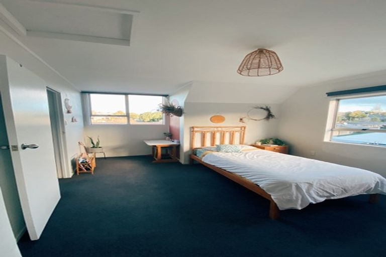 Photo of property in 12 Colquhoun Place, Dinsdale, Hamilton, 3204