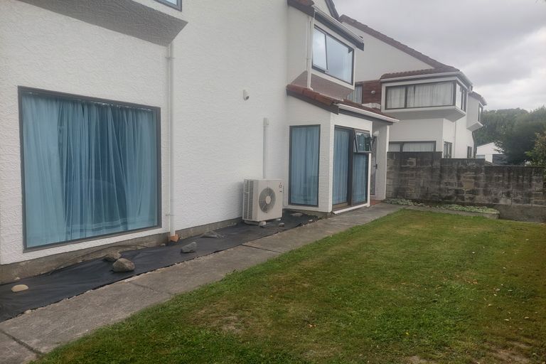 Photo of property in 1/138 Waimairi Road, Ilam, Christchurch, 8041