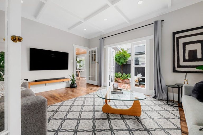 Photo of property in 28 Bond Street, Hamilton East, Hamilton, 3216