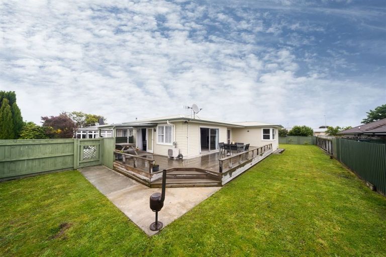 Photo of property in 6 Karamea Crescent, Kelvin Grove, Palmerston North, 4414