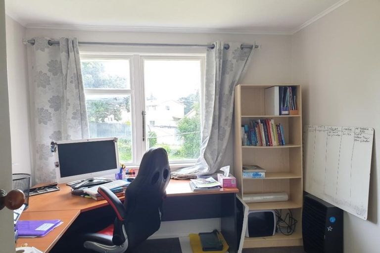 Photo of property in 55 Westmeath Street, Waitangirua, Porirua, 5024