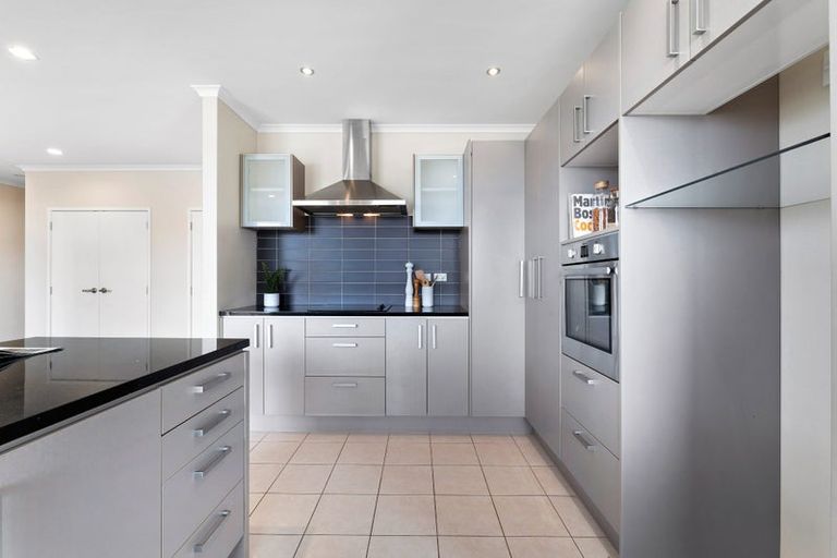 Photo of property in 73 Sunnybrae Road, Hillcrest, Auckland, 0627