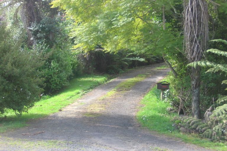 Photo of property in 1552 Rings Road, Coromandel, 3506