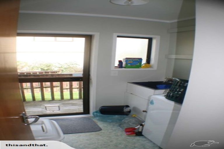 Photo of property in 1/133 Shakespeare Road, Milford, Auckland, 0620