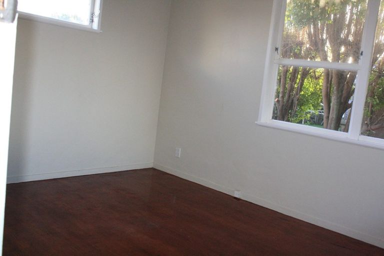 Photo of property in 119 Gills Road, Bucklands Beach, Auckland, 2014