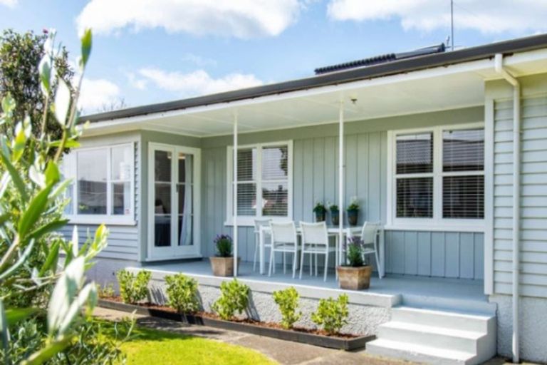 Photo of property in 600 Maunganui Road, Mount Maunganui, 3116