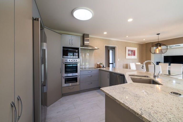 Photo of property in 6 Shadbolt Drive, Leamington, Cambridge, 3432