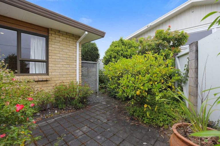 Photo of property in 2/69 Ngamotu Road, Hilltop, Taupo, 3330