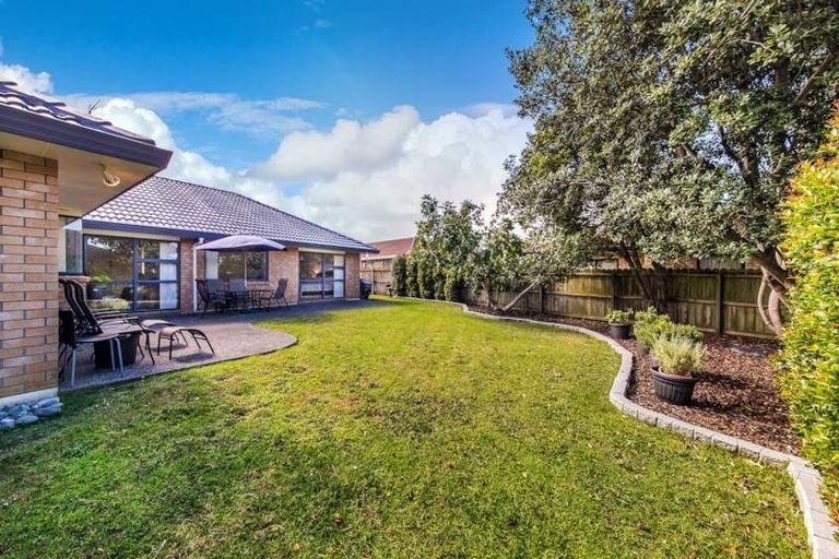 Photo of property in 14 Brittas Place, East Tamaki, Auckland, 2016