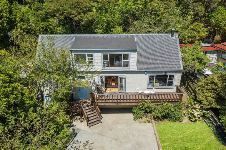 Photo of property in 64 Cluny Road, Plimmerton, Porirua, 5026