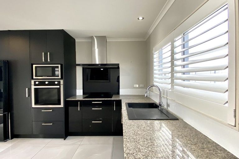 Photo of property in 5/50 May Street, Mount Maunganui, 3116