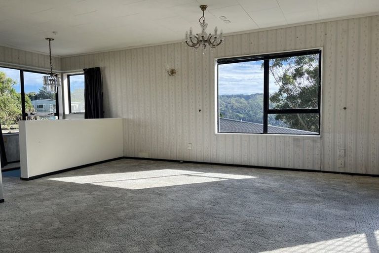 Photo of property in 23 Jasmine Grove, Maungaraki, Lower Hutt, 5010