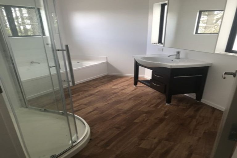 Photo of property in 19 Marjory Close, Broadmeadows, Wellington, 6035