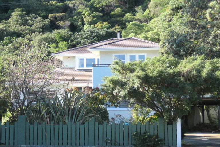 Photo of property in 263 Muritai Road, Eastbourne, Lower Hutt, 5013