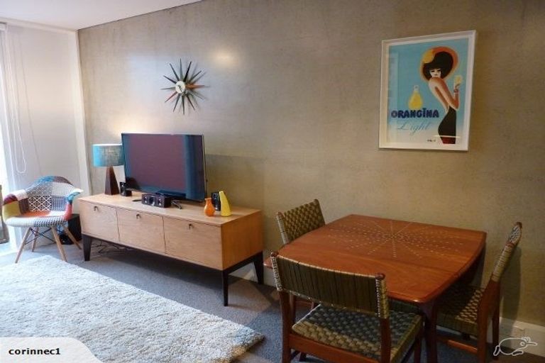 Photo of property in Canvas Apartments, 1/307 Willis Street, Te Aro, Wellington, 6011