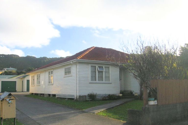 Photo of property in 62 Main Road, Wainuiomata, Lower Hutt, 5014