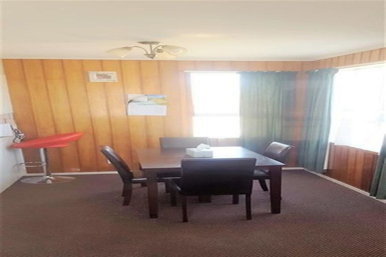 Photo of property in 3/22 Trimdon Street, Randwick Park, Auckland, 2105