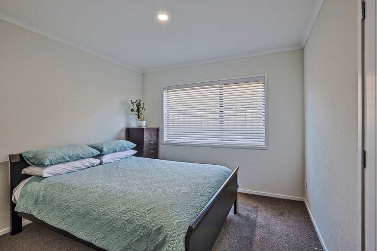 Photo of property in 14 Manapouri Street, Poraiti, Napier, 4112
