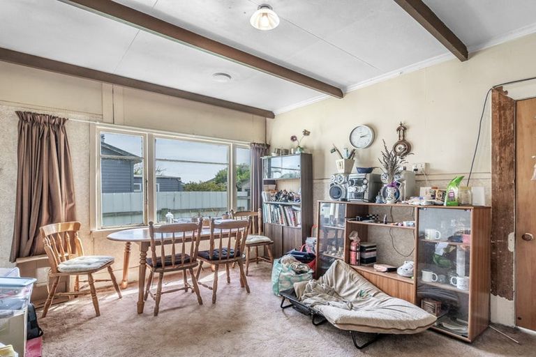 Photo of property in 14 Collingwood Street, Strathern, Invercargill, 9812