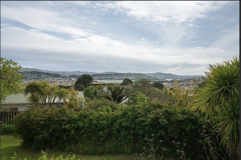 Photo of property in 38 Sidlaw Street, Strathmore Park, Wellington, 6022