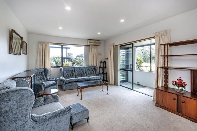 Photo of property in 12a Chardale Street, Avondale, Christchurch, 8061