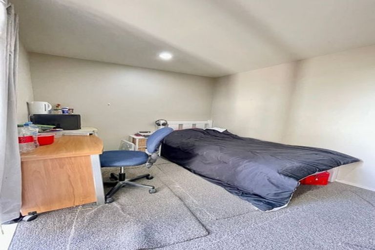 Photo of property in 14/6 Islington Avenue, New Lynn, Auckland, 0600