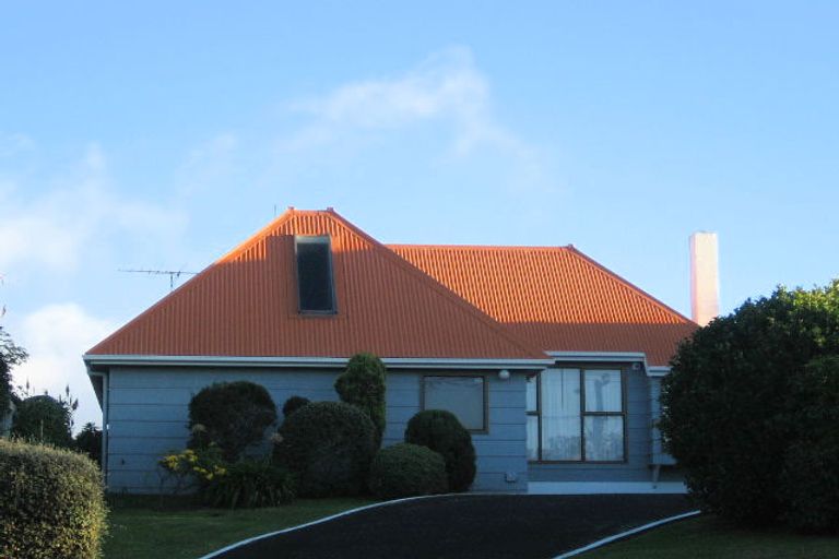 Photo of property in 87 Golf Road, Paraparaumu Beach, Paraparaumu, 5032