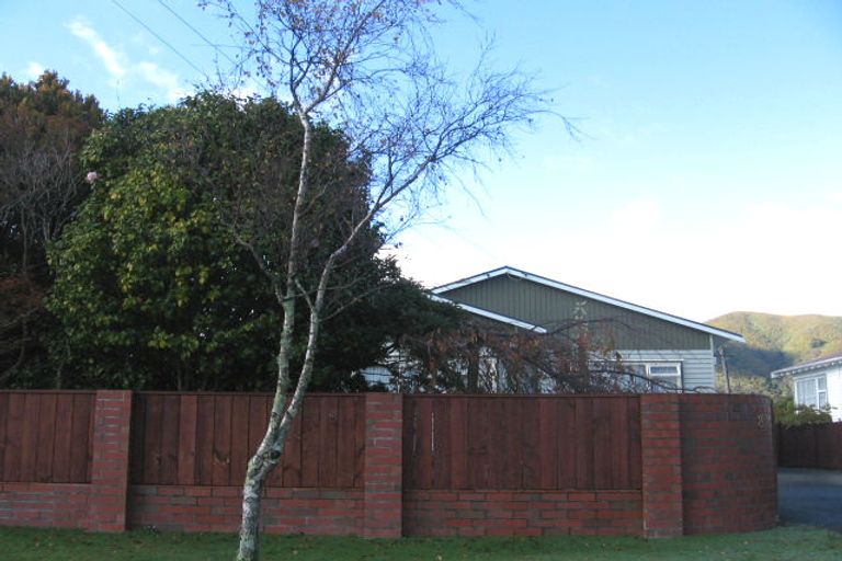 Photo of property in 8 Cressy Street, Waterloo, Lower Hutt, 5011