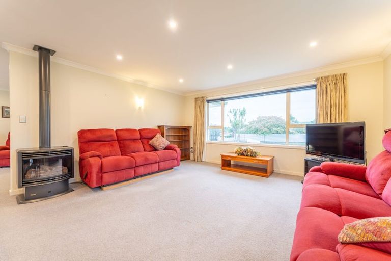 Photo of property in 62 Essex Street, Weston, Oamaru, 9401