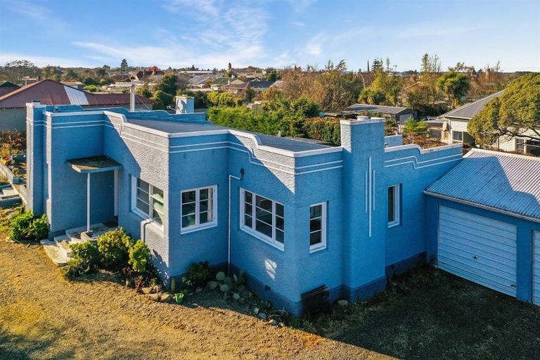 Photo of property in 53 Rhodes Street, Waimate, 7924